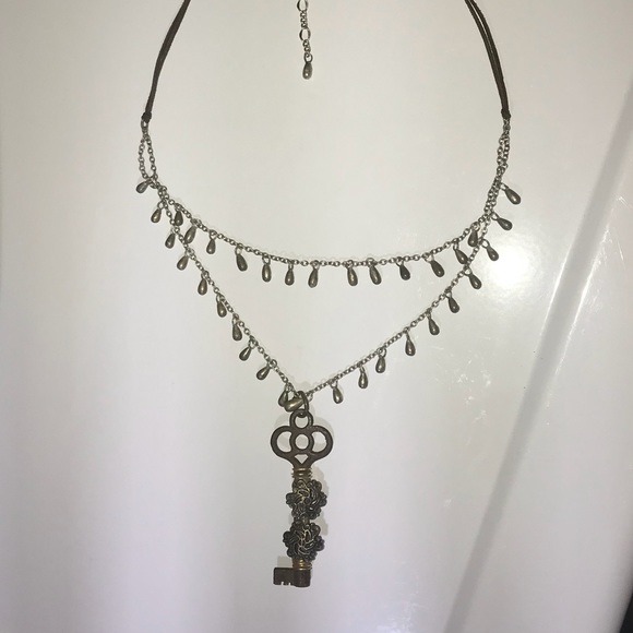 Vintage Handmade Skeleton Key Necklace - Picture 5 of 7